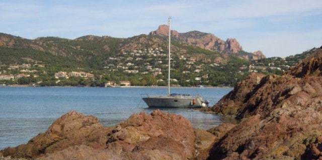 Vue d'un bateau à la Côte d'Azur